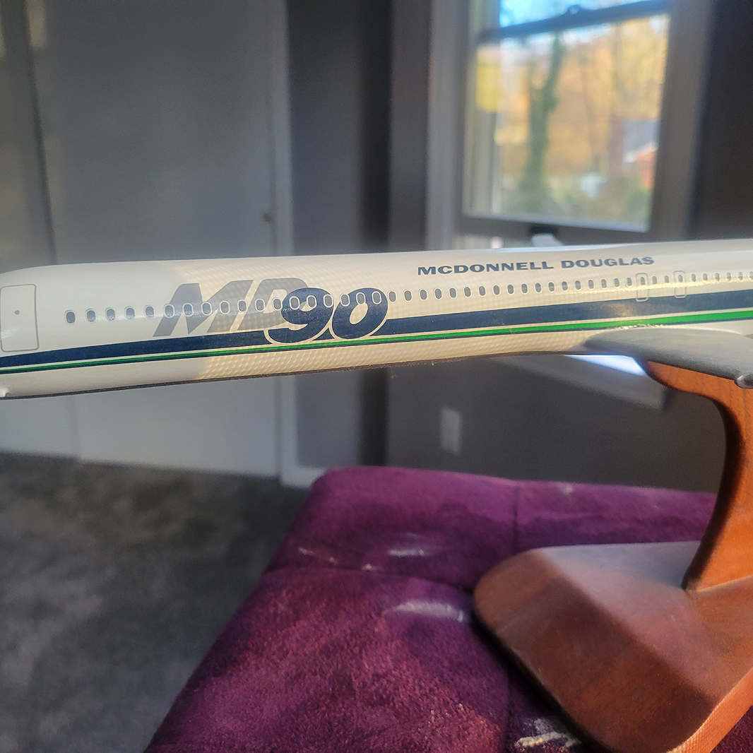 1/100 McDonnell Douglas MD-90 demonstrator model for sale