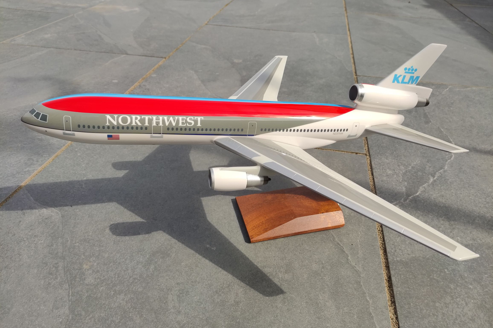 West Coast Aviation Models 1/100 Northwest KLM DC-10 model for sale