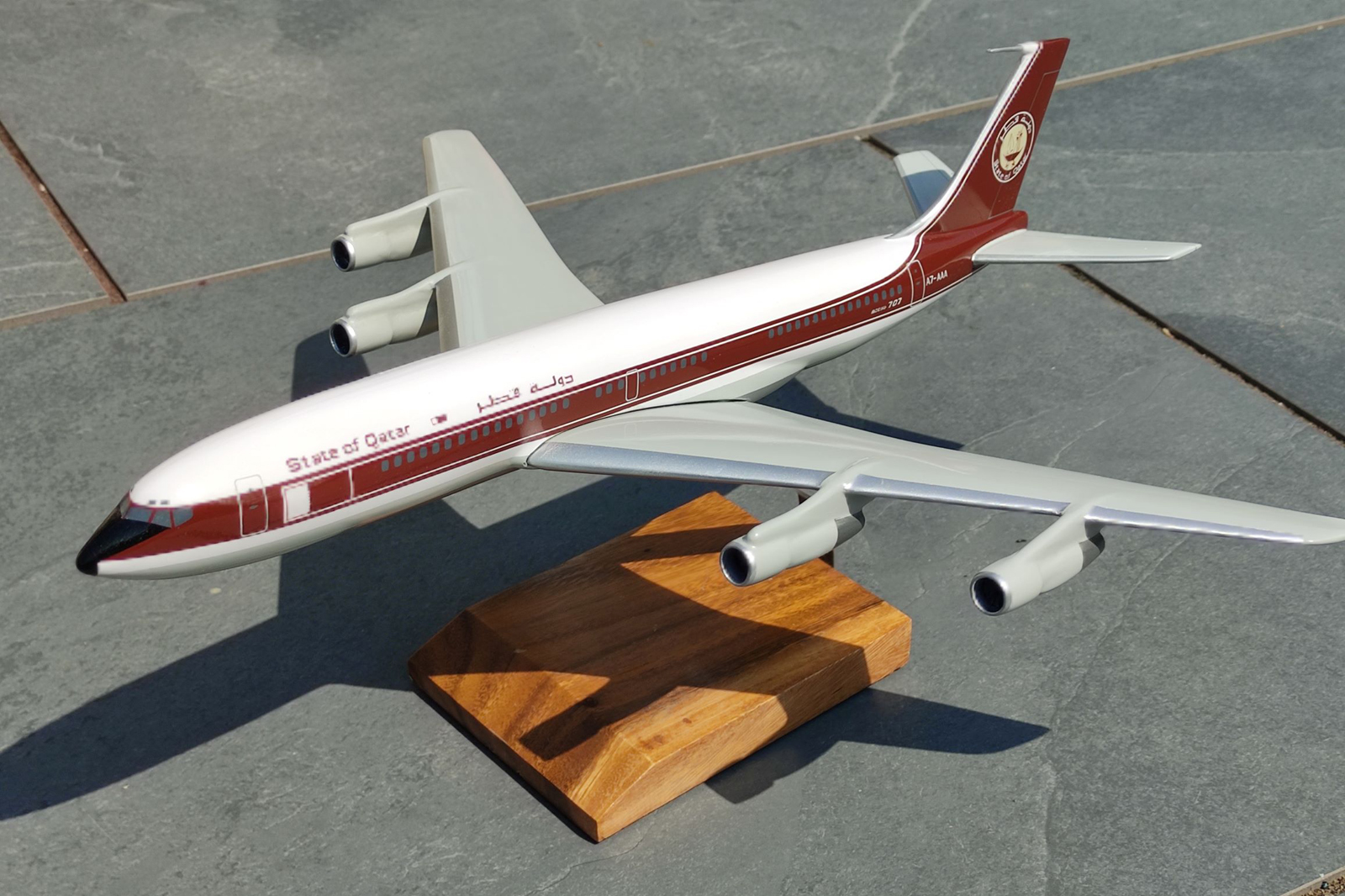 1/100 State of Qatar Boeing 707 for sale