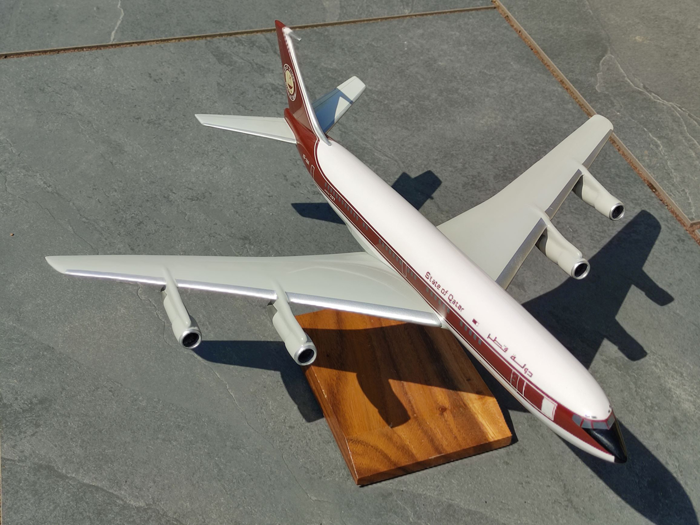 1/100 State of Qatar Boeing 707 for sale