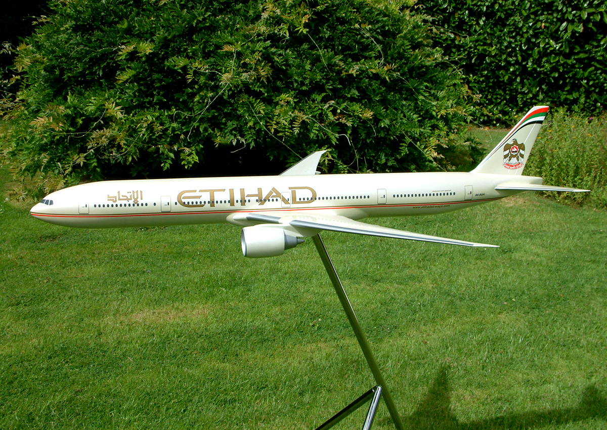 Pacmin 1/50 Etihad Boeing 777-300ER