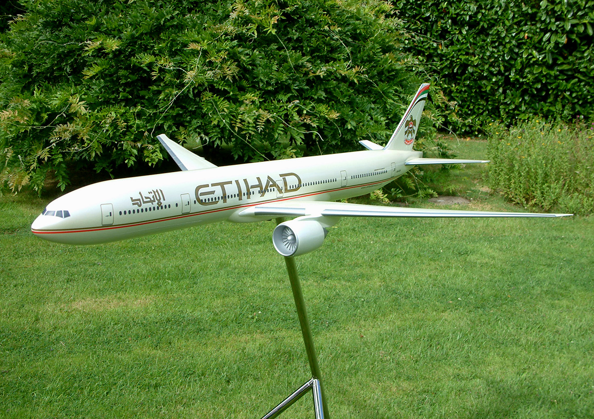 Pacmin 1/50 Etihad Boeing 777-300ER